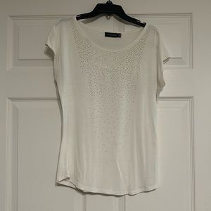 Short sleeve white top with sparkles